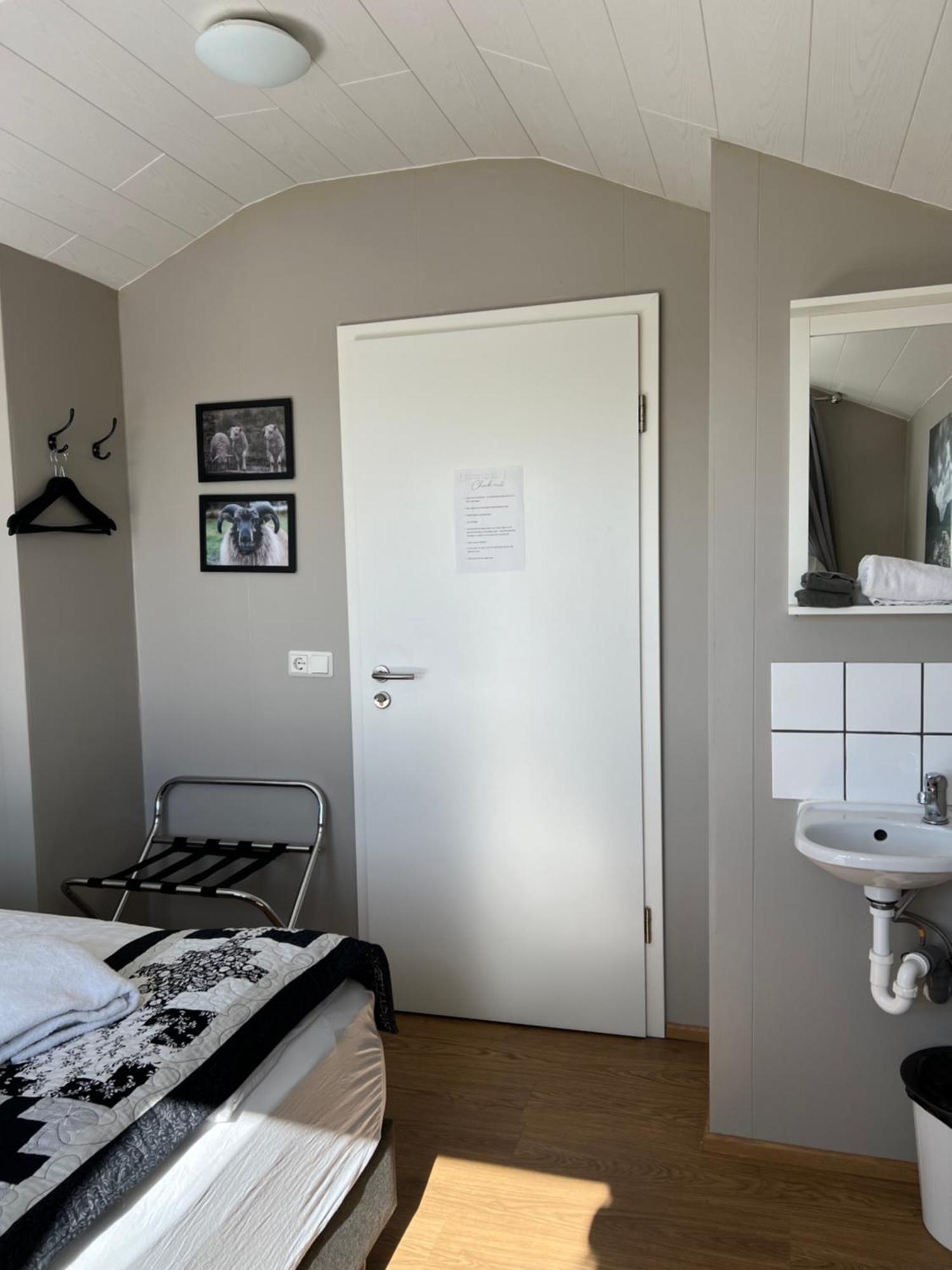 Sauthanes Guesthouse Höfn Buitenkant foto